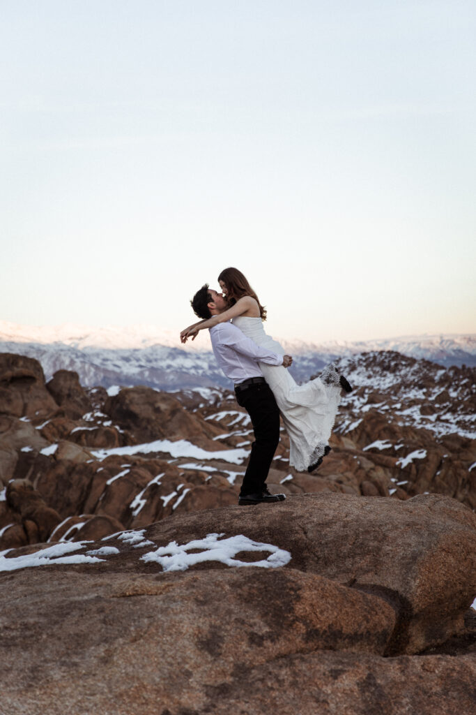 in Alabama Hills elopement